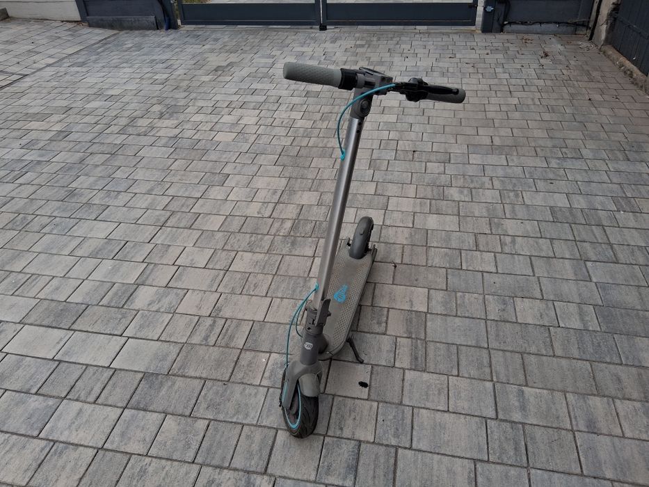 Hulajnoga elektryczna Motus Scott 10