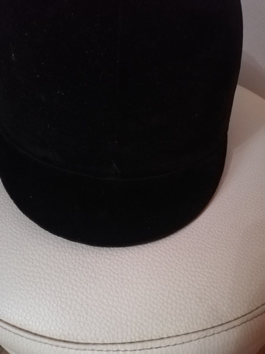 Czapka toczek jeździecki