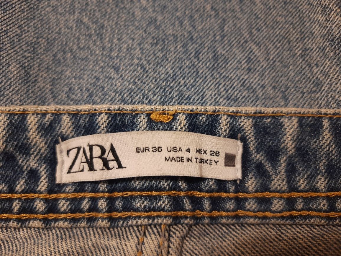 Джинсы Zara ровные 26 размер