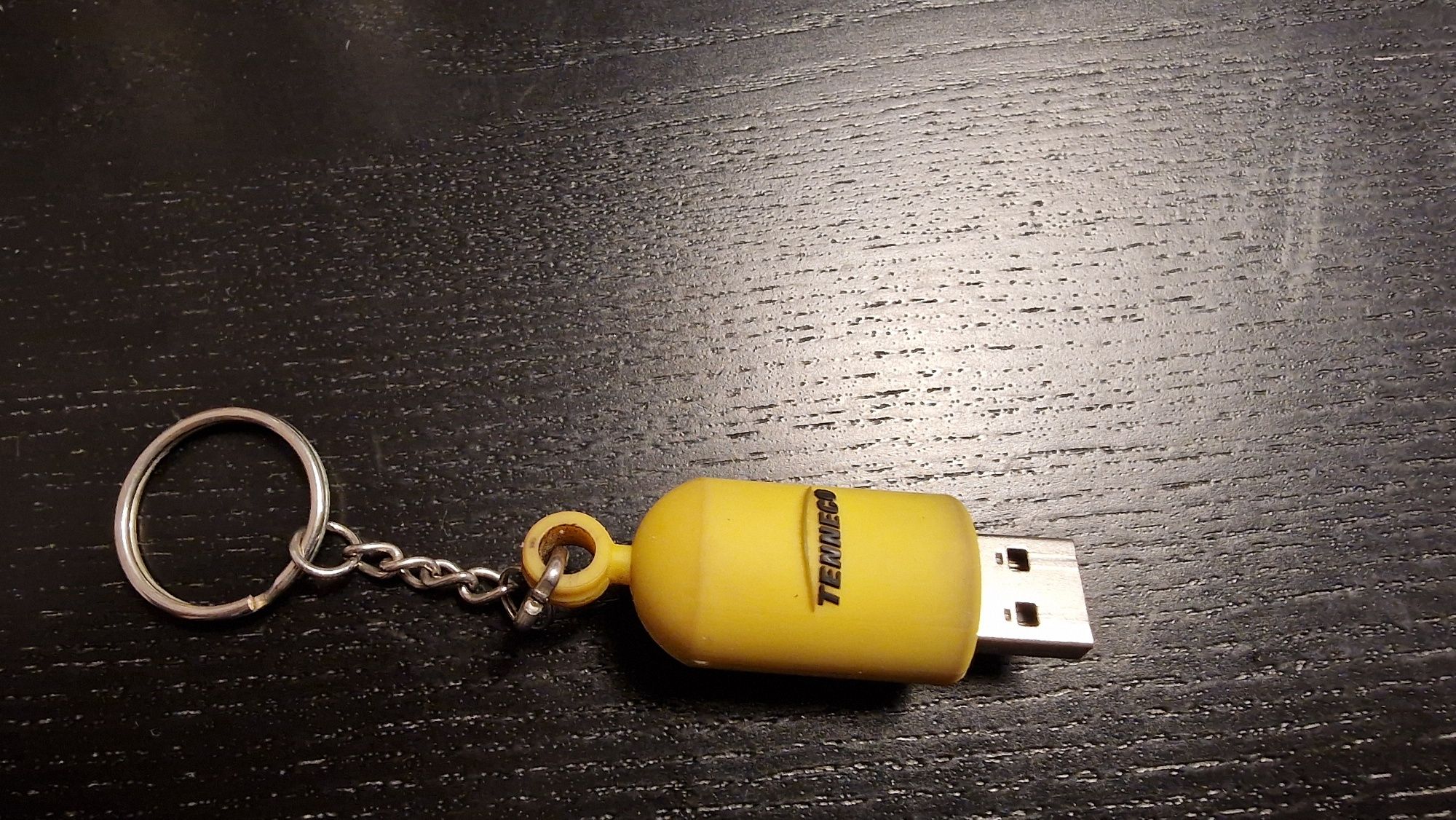 Pendrive 2GB używany