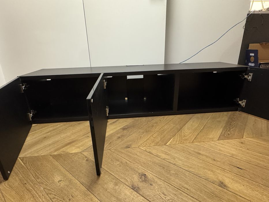 szafka pod TV Ikea Besta czarna