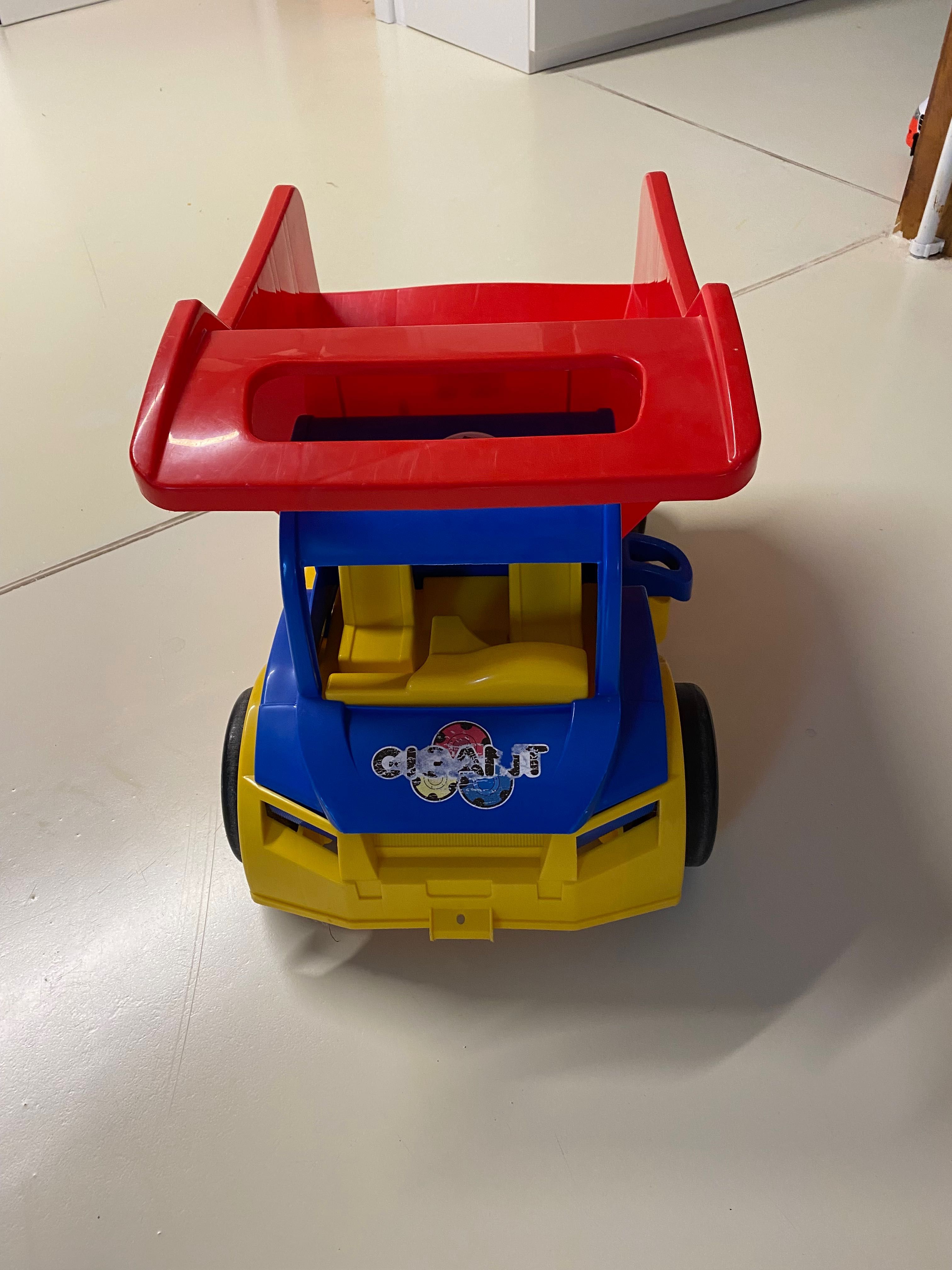 Auto Gigant wywrotka