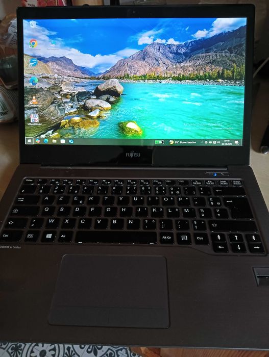Laptop Fujitsu U904 UHD 14,1' Core I5 10GB RAM dysk SSD128 podśw. klaw