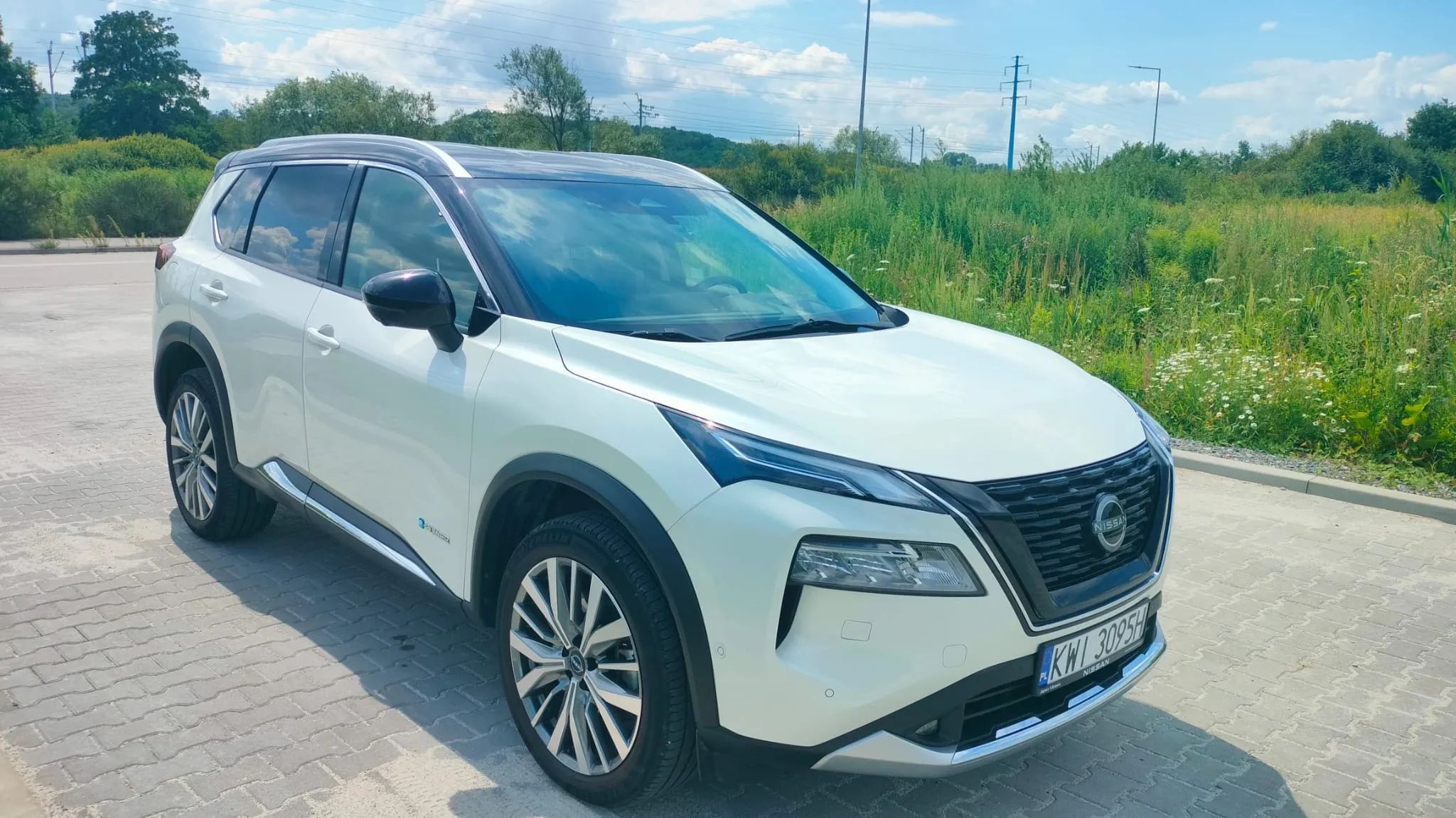 Nissan X-Trail Pierwszy właściciel, salon polska, stan jak nowy, automat 4x4