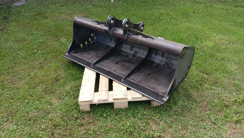 Łyżka skarpowa JCB, CAT, VOLVO, CASE, MF, NH itd - 150CM