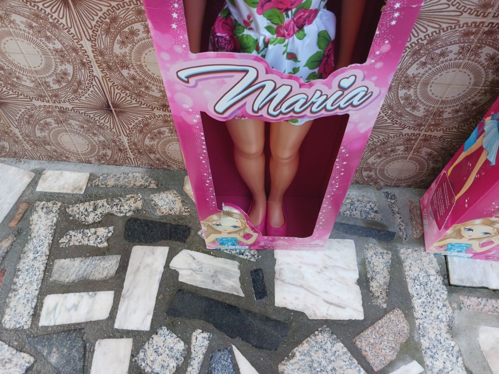 Grande boneca espanhola nova