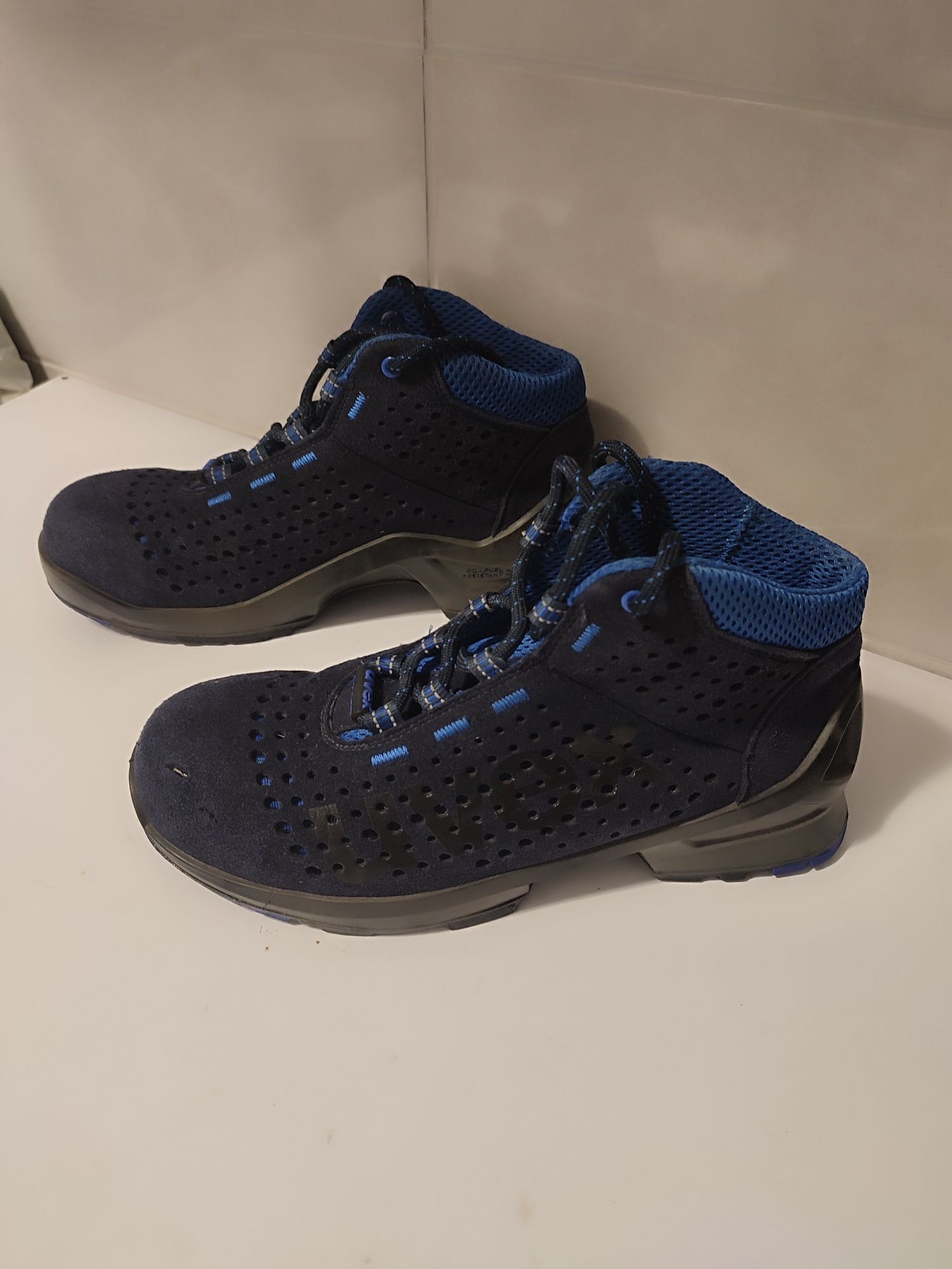 Buty robocze trzewiki Uvex 39