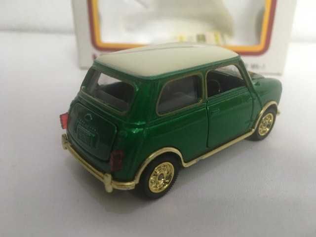 Mini Cooper - Tomica - Made in Japan - Esc.1/43 - como NOVO