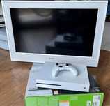 Xbox one S 1TB + Sony 32” 100Hz