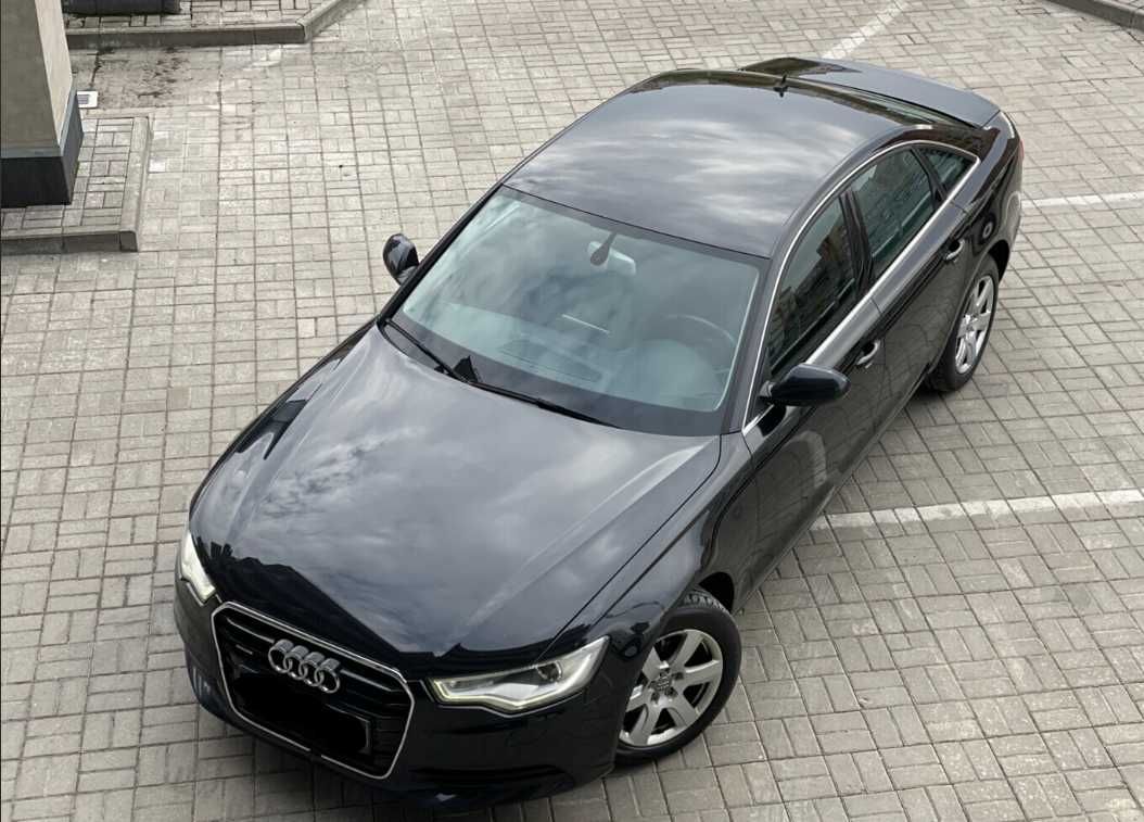 Audi A6 2014 седан