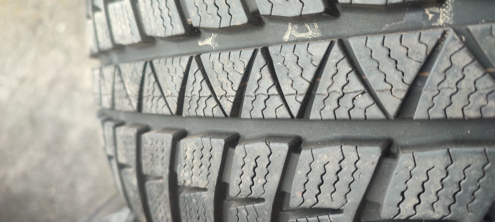 Opony Falken hs449 zimowe 205/60r16