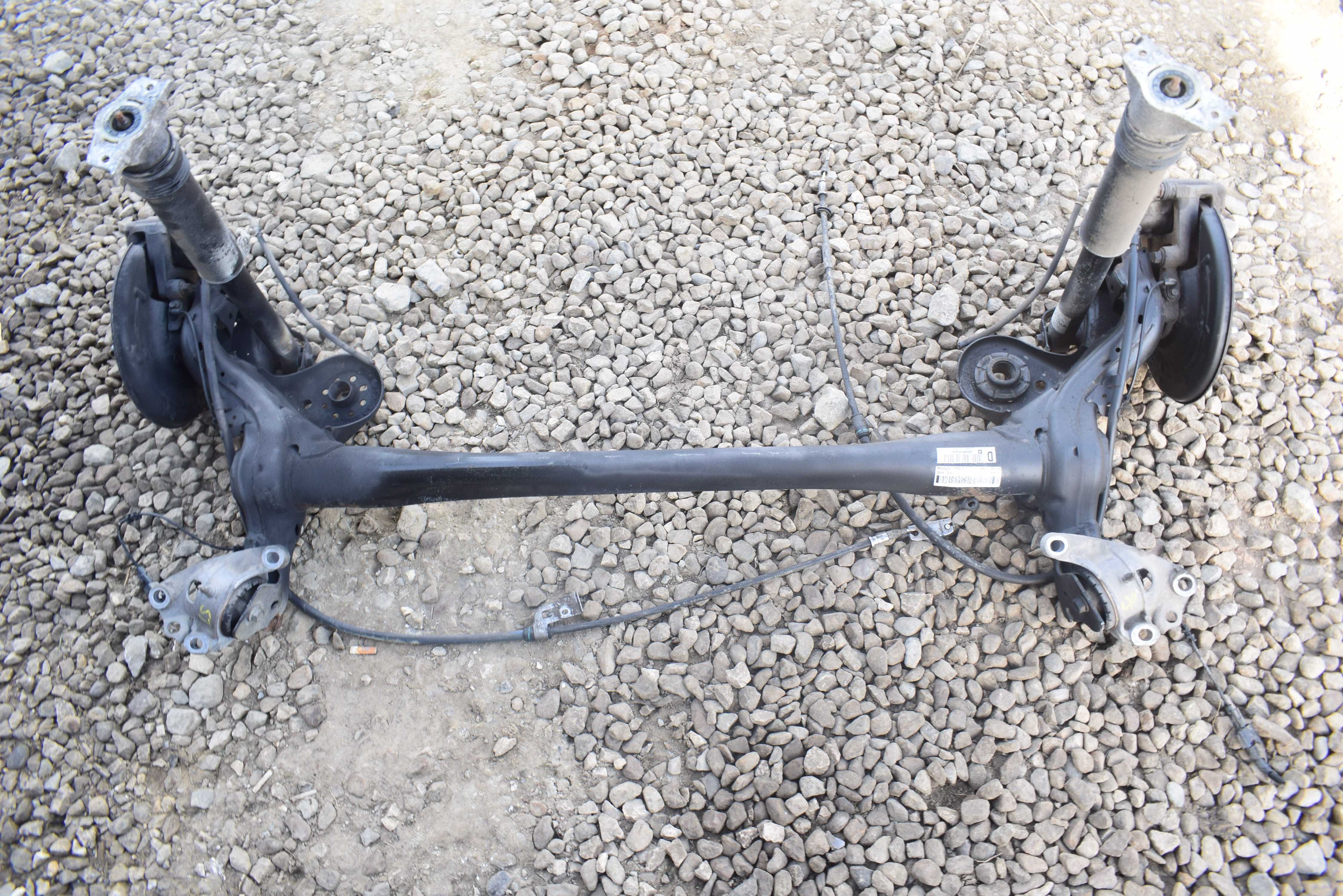 os belka zawieszenie tył tylne OPEL ASTRA V K KOMBI 1.6 CDTI 18r.