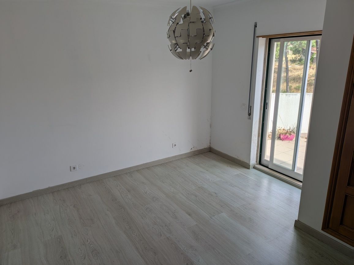 Apartamento T3 com terraço