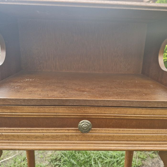 Sekretarzyk drewniany