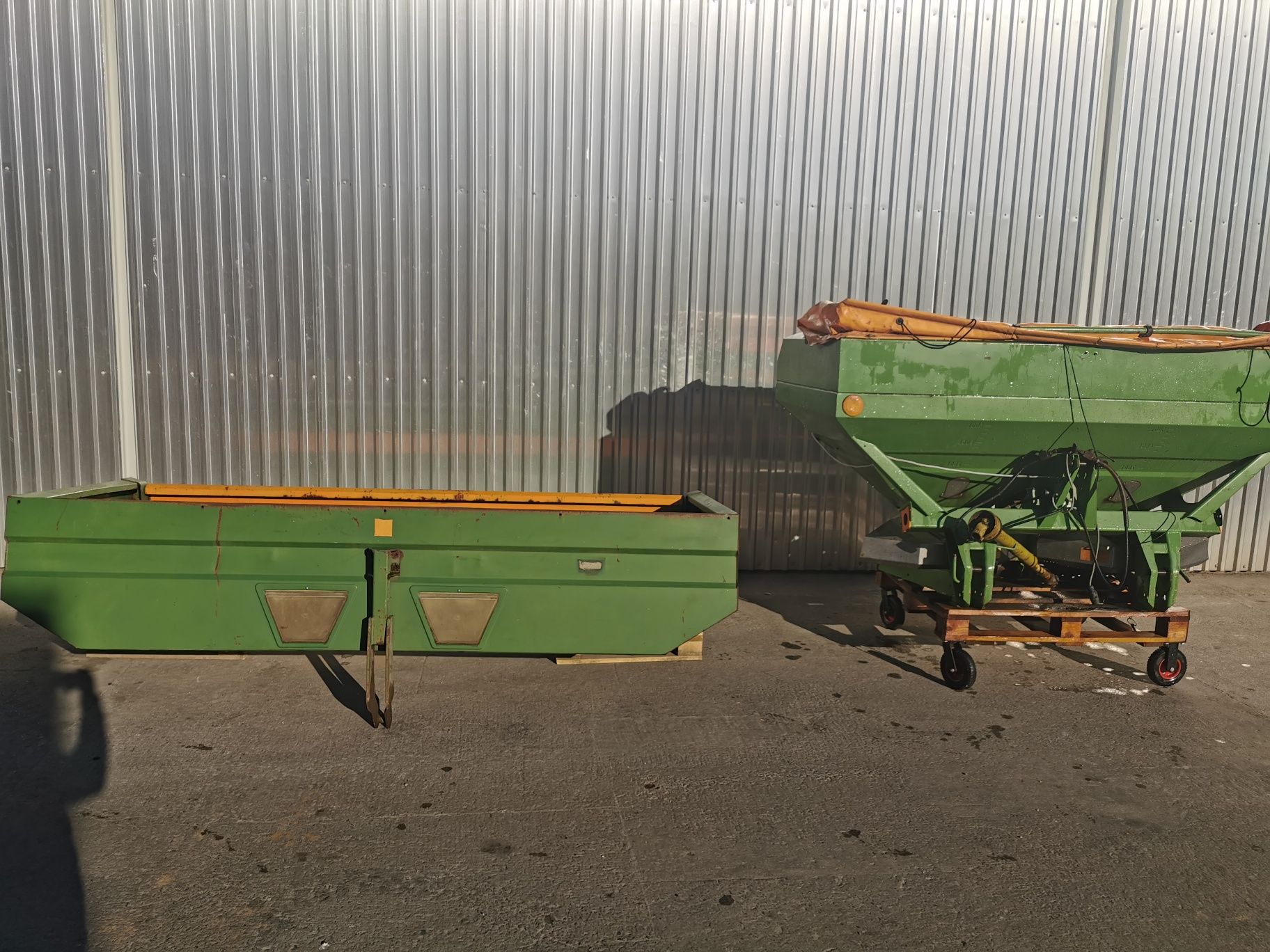 Rozsiewacz AMAZONE ZA-M II 1500kg plus nadstawka 3000kg okazja