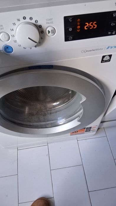 Máquina de Lavar Roupa