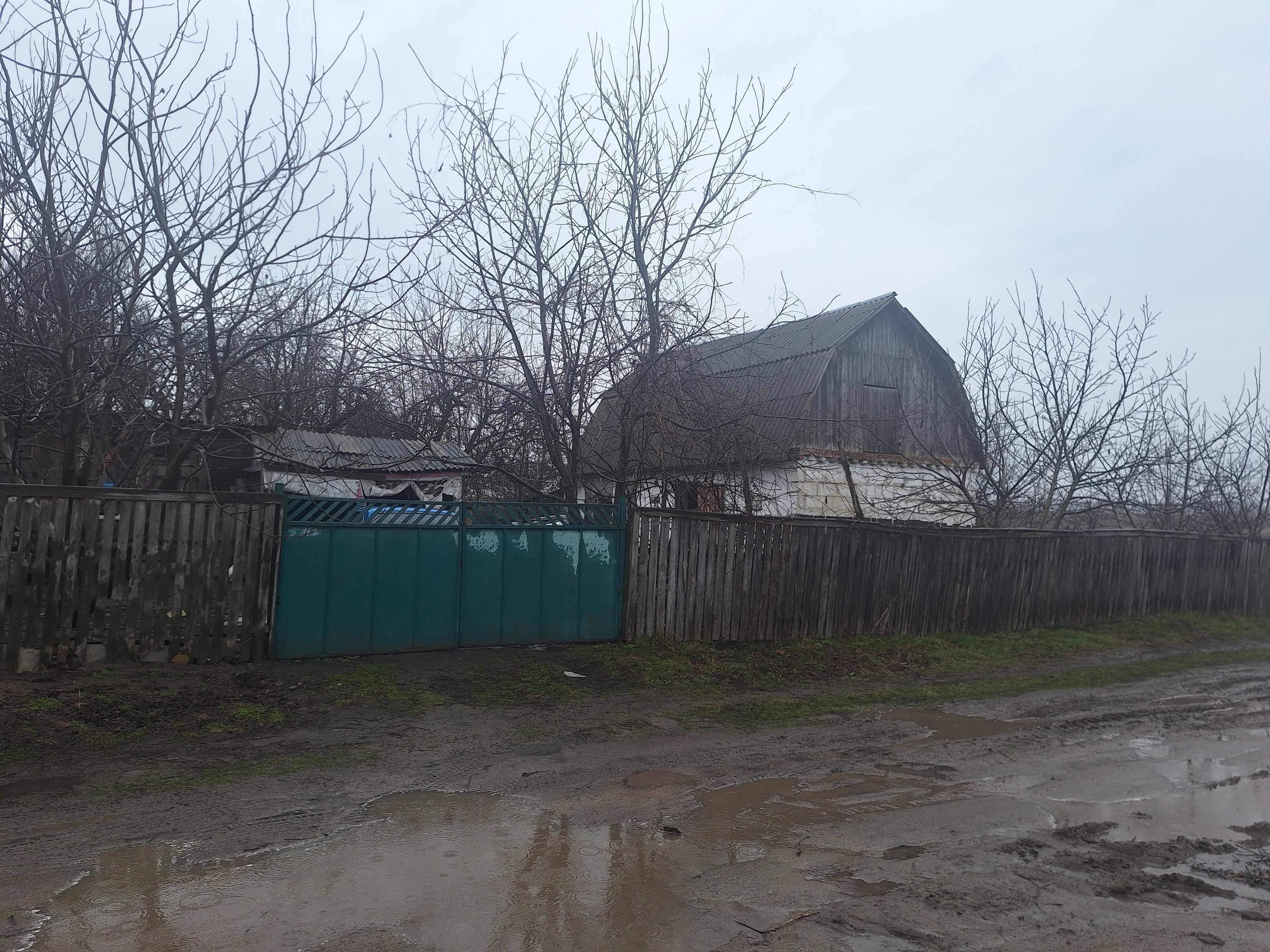 Продам цегляний будинок в с.Великі Гуляки