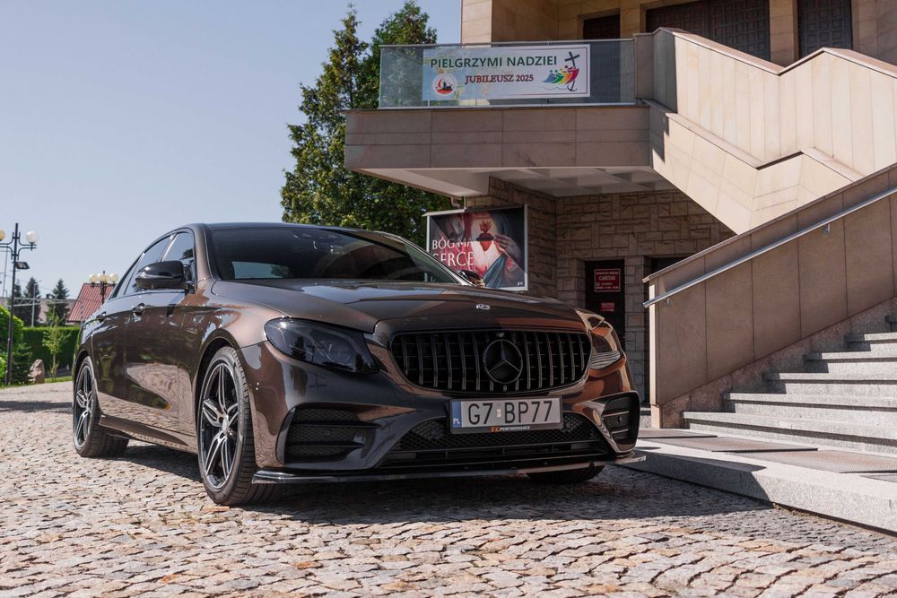 Mercedes E43 AMG Samochód na ślub, wesele, wynajem - samochodowe-love