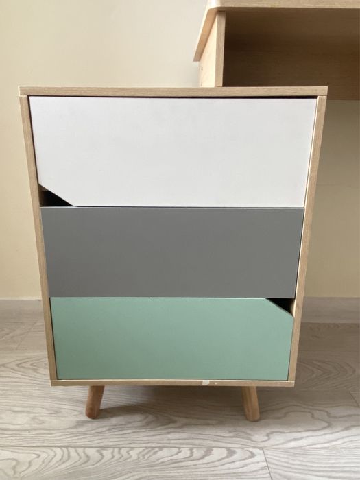 Toaletka dla dziewczynki