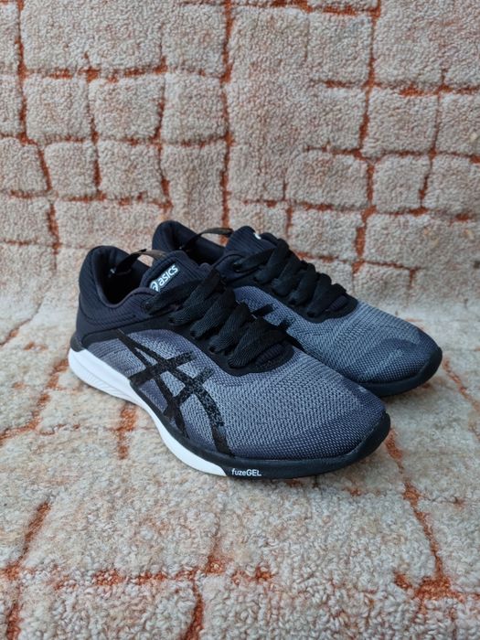 кроссовки Asics FuzeX Rush