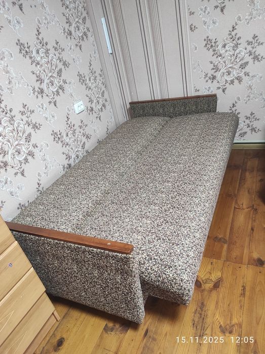 Продам диаан б/у