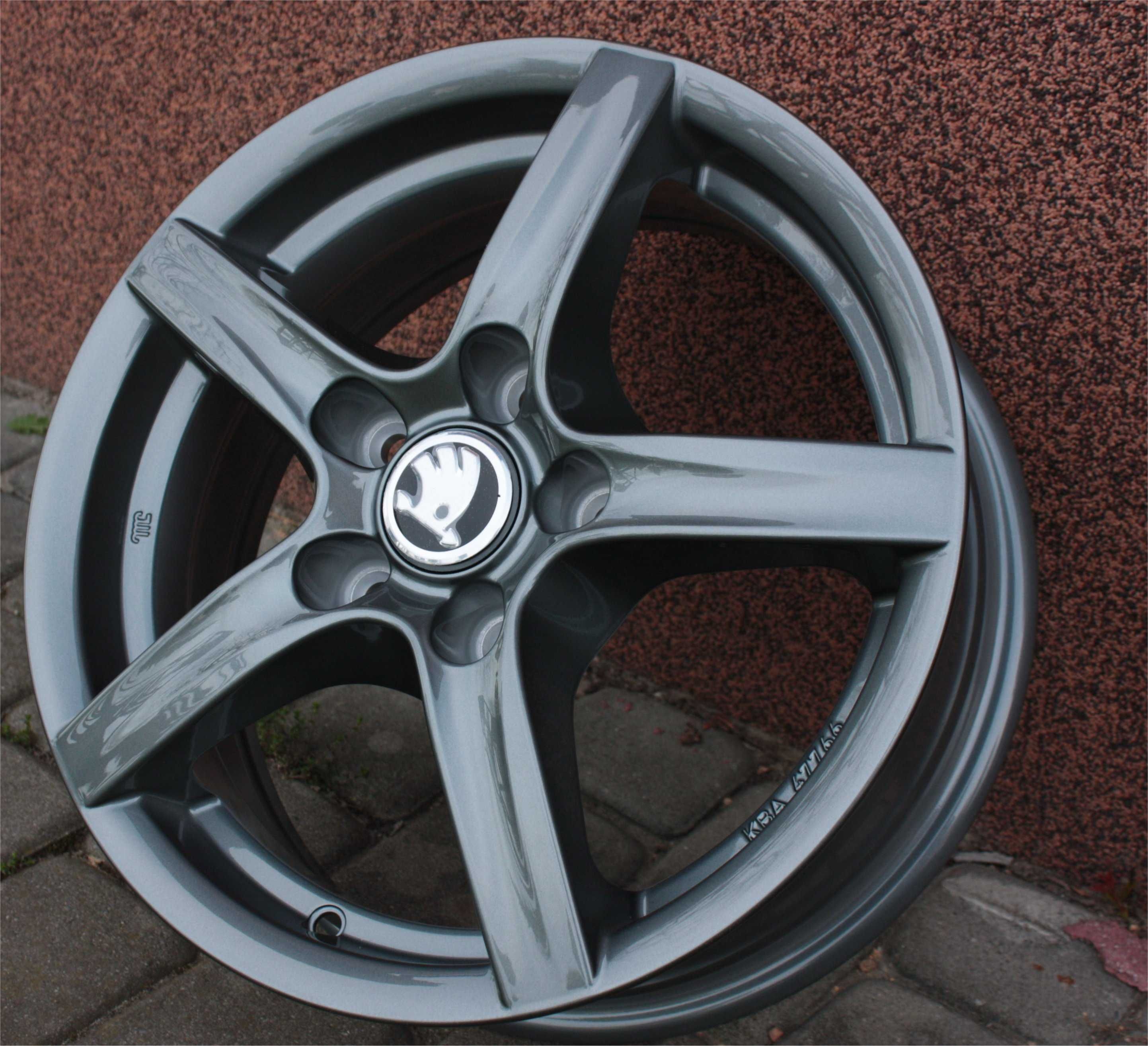 Nowe niemieckie alufelgi Alutec grip 15 5x112 et45 VW SKODA SEAT AUDI