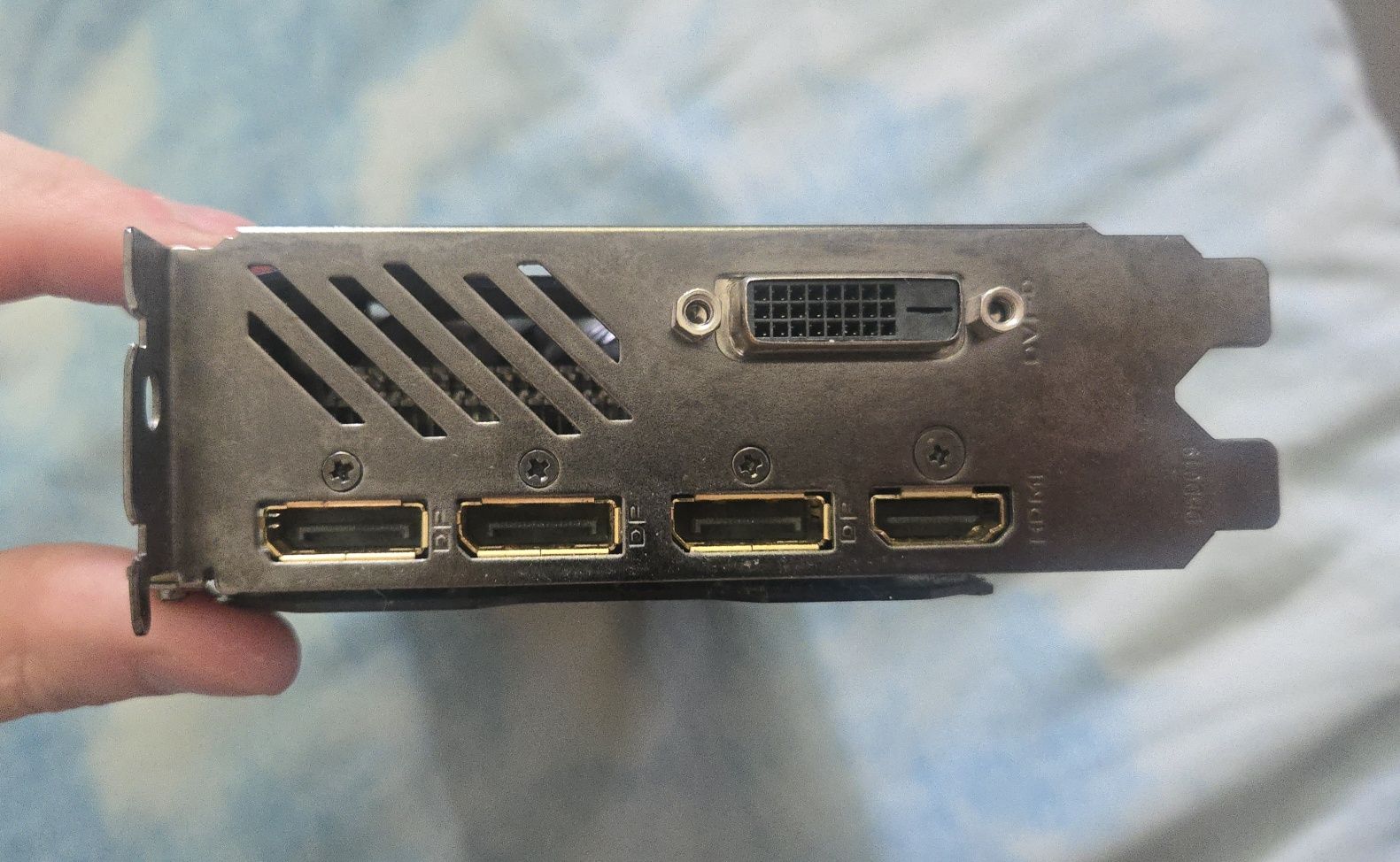 Видеокарта Gigabyte RX 570 Gaming 4GB
