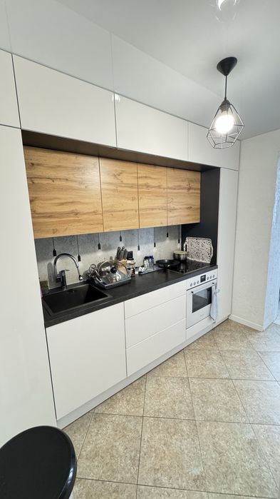 Продаж 3-кімнатної квартири