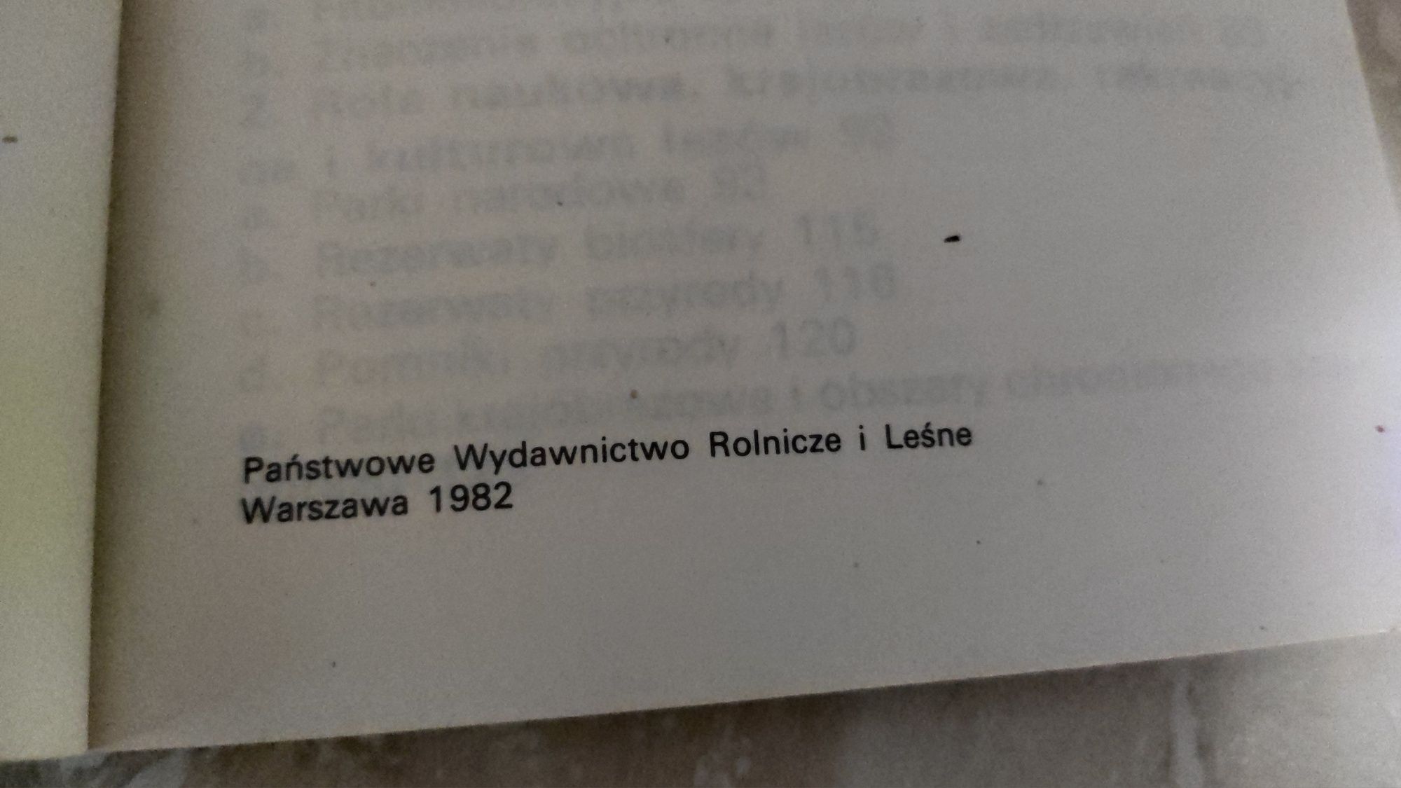 Las w środowisku życia człowieka. B. Kiełczewski.