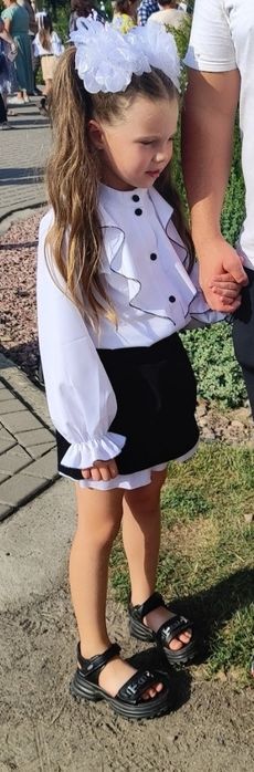 Набір блузка і спідничка