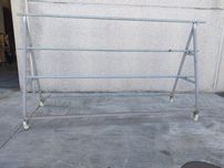 Cavalete. Medida 300×180
