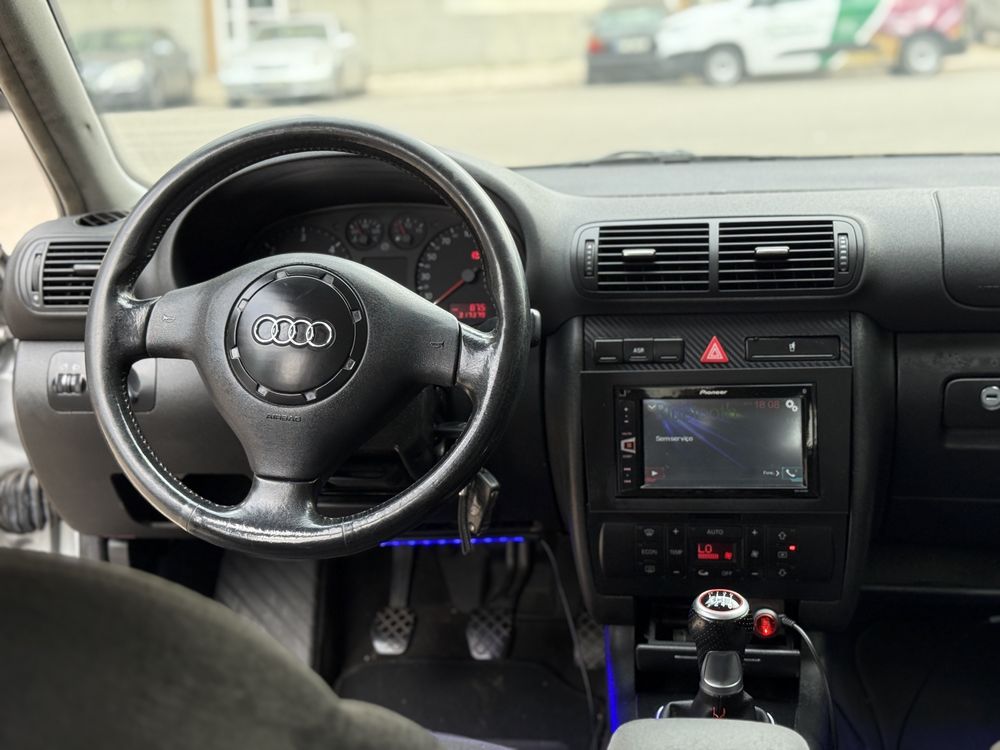 Audi A3 1.9Tdi 130cv 5portas apenas 315mil km!