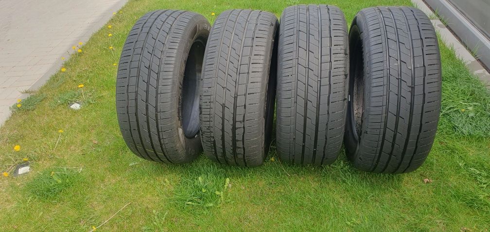 Резина 255 55 R18 Hankook Ventus S1 Evo 3 2021, шины