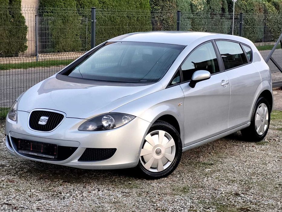 SEAT LEON 1.6benzyna  B.dobry stan