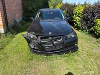 BMW Seria 3 Auto po kolizji