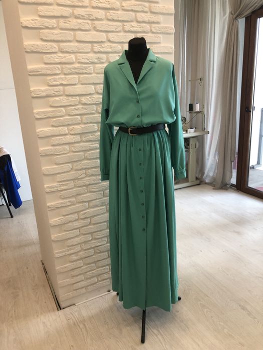 Жиноча довга сукня