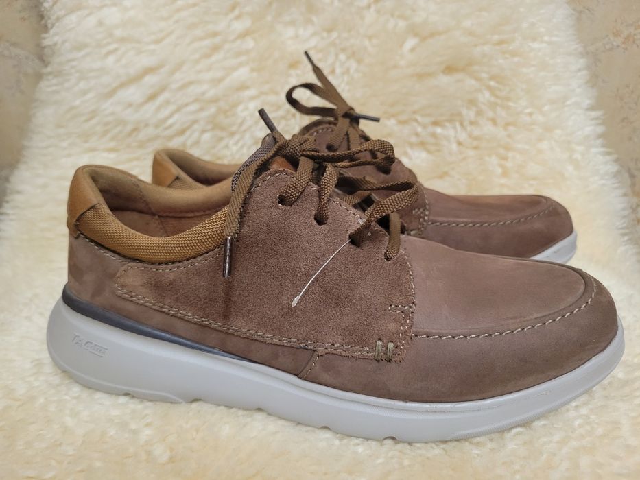 Нові шкіряні чоловічі туфлі кросівки Clarks 41,5