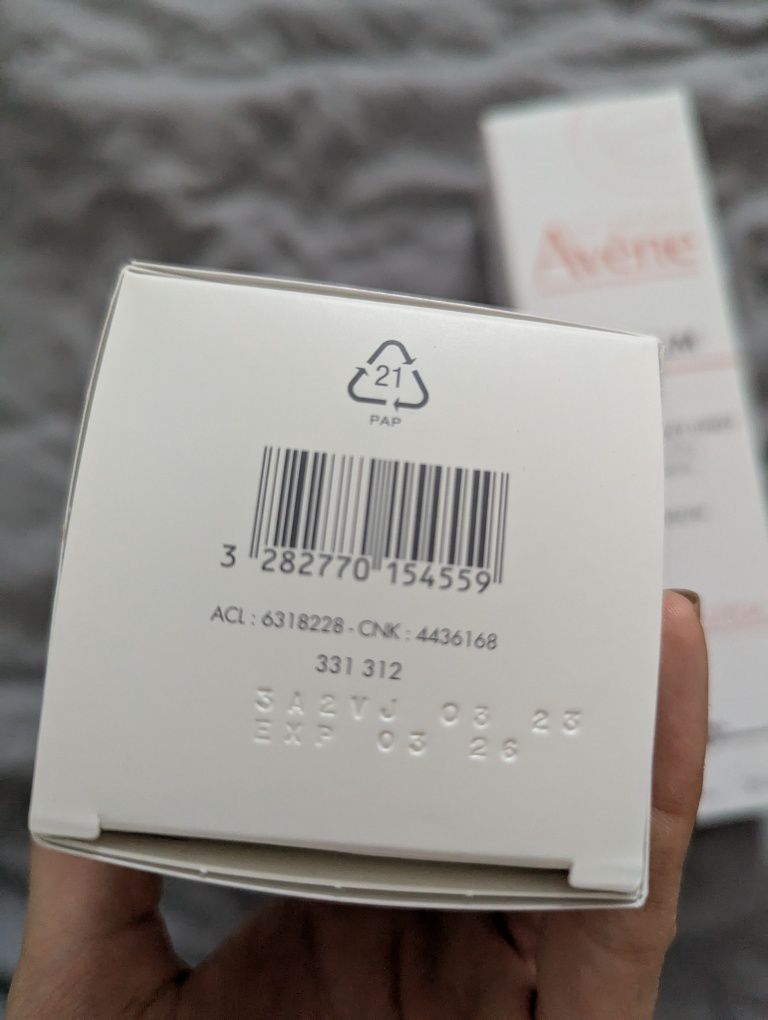 4 x Avene Xeracalm A.D. 200 ml Balsam uzupełniający lipidy