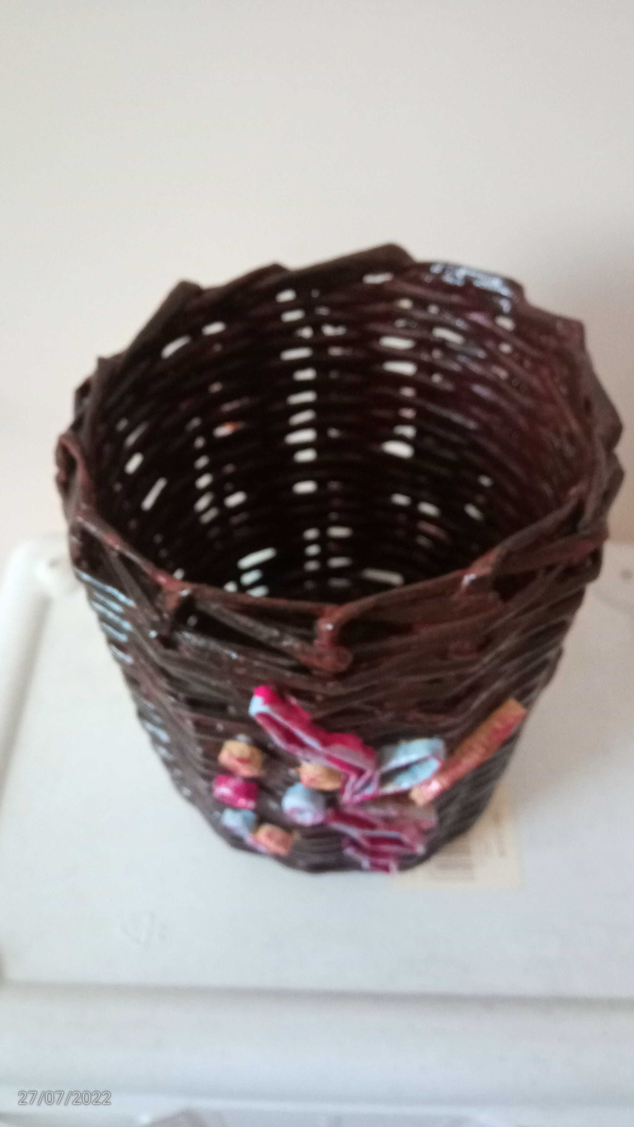 Koszyk z wikliny papierowej  h 19 cm