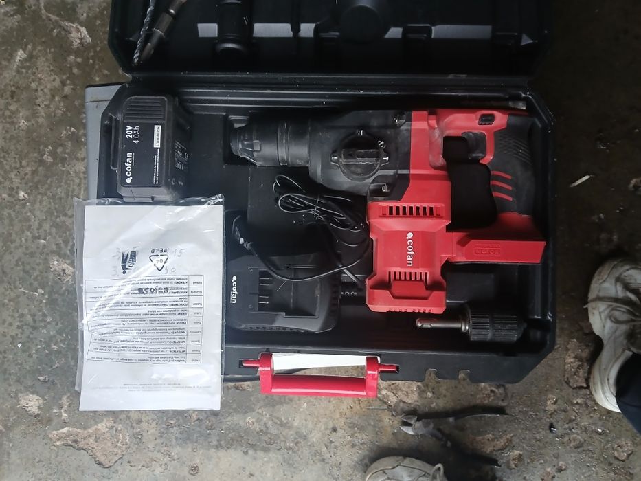 máquina de furar de bateria nova