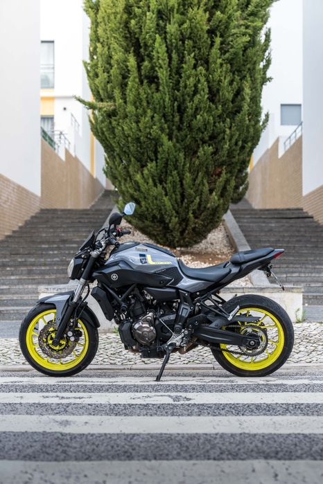 Yamaha MT-07 *material de origem*