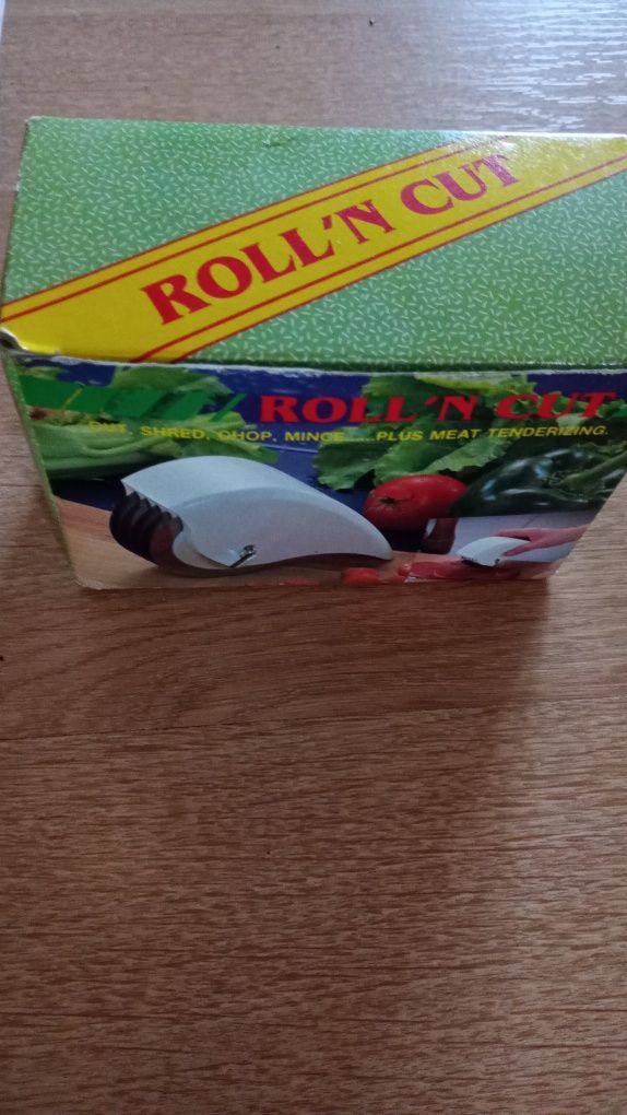 Roll' n cut krojarka do owoców i warzyw