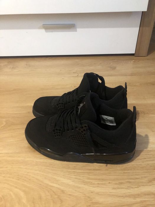 Jordan 4 Black Cat
