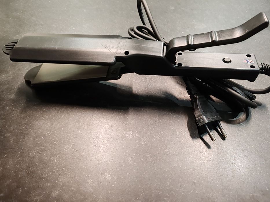 Prancha de alisamento - Nova