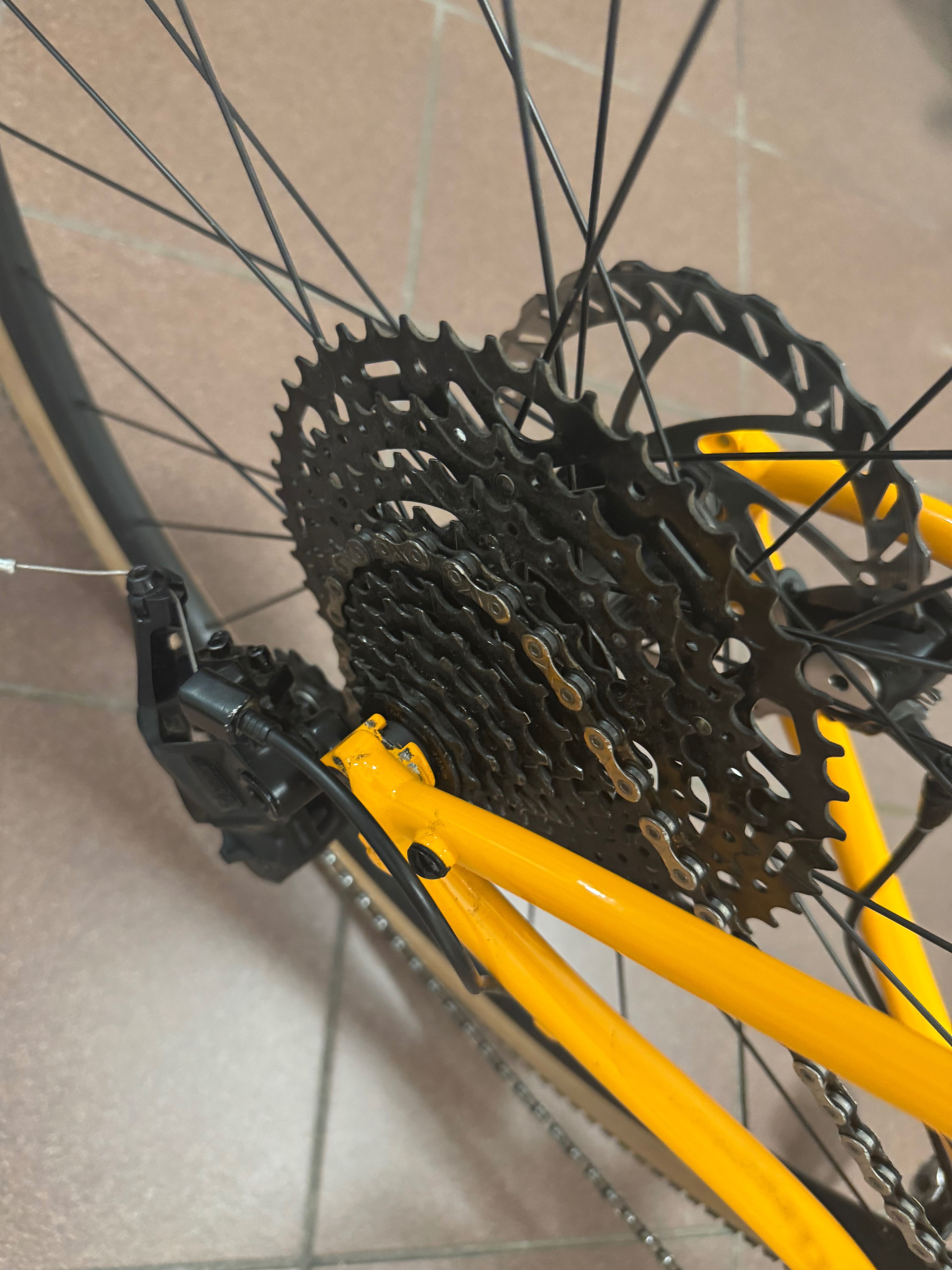Cannondale  Topstone 4 gravel żółty