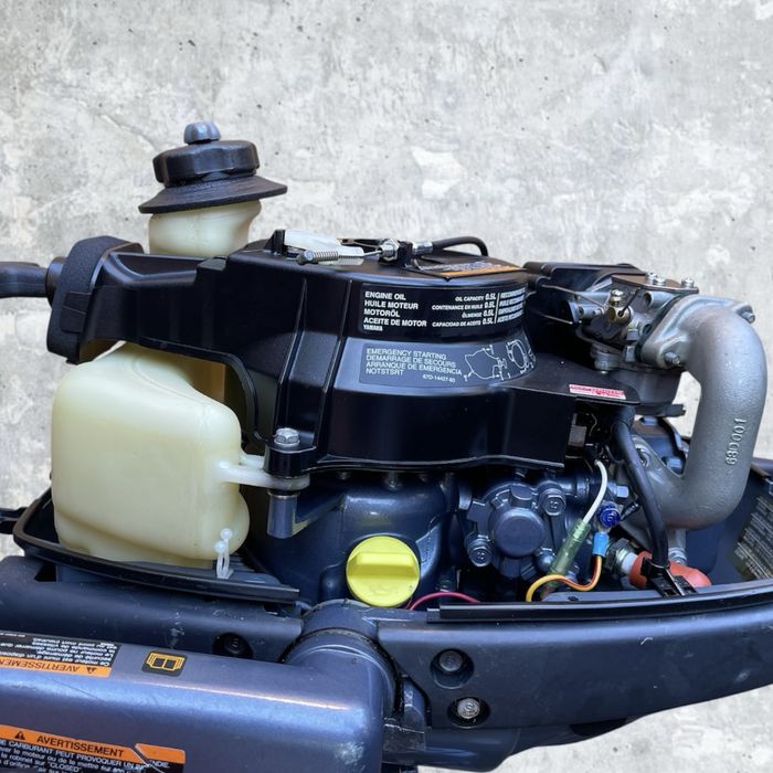 Лодочний мотор Yamaha 4 к.с. 2003 р. Ямаха чотирьохтактний