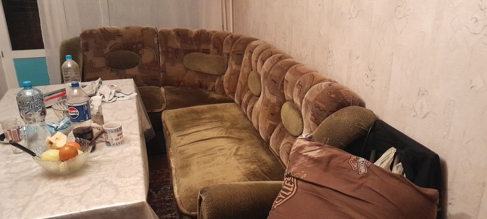 Продам мягкий уголок