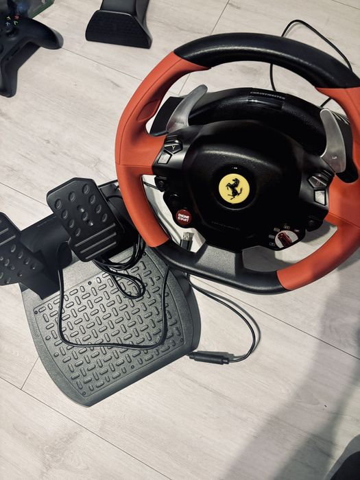 Kierownica XBOX Thrustmaster Ferrari 458 Spider