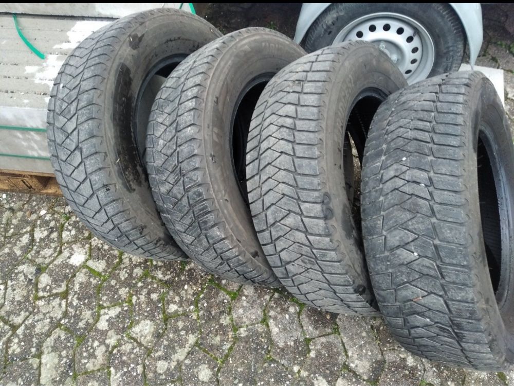 Шины 225/65/r16c Bridgestone 112/110 2023 года резина T4 T5