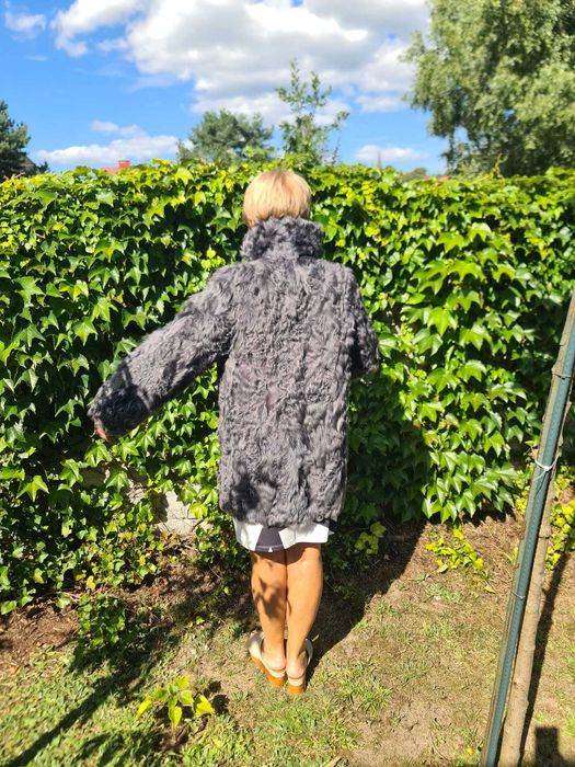 Futro naturalne z kózek stan idealny